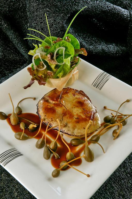 Hotel Restaurant Du Chateau Rocamadour Bagian luar foto